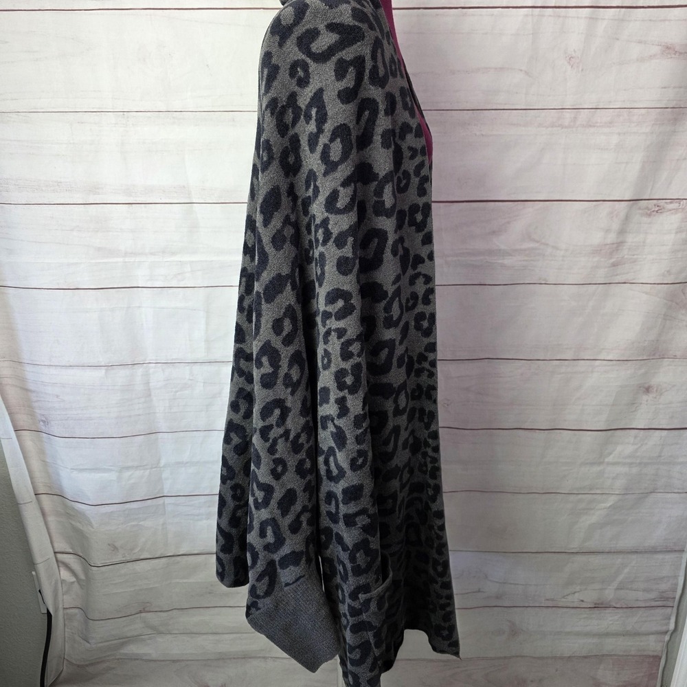 Barefoot Dreams Gray Leopard Print Open Cardigan - Picture 4 of 14